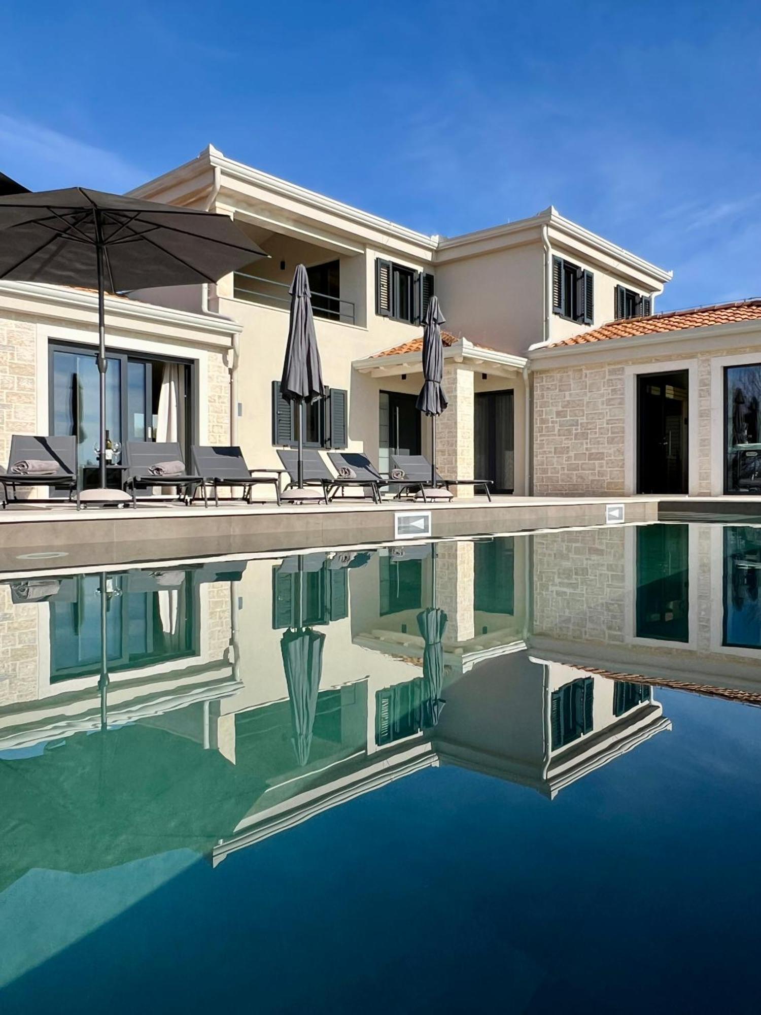 Villa Maslinik Kastelir Exterior photo